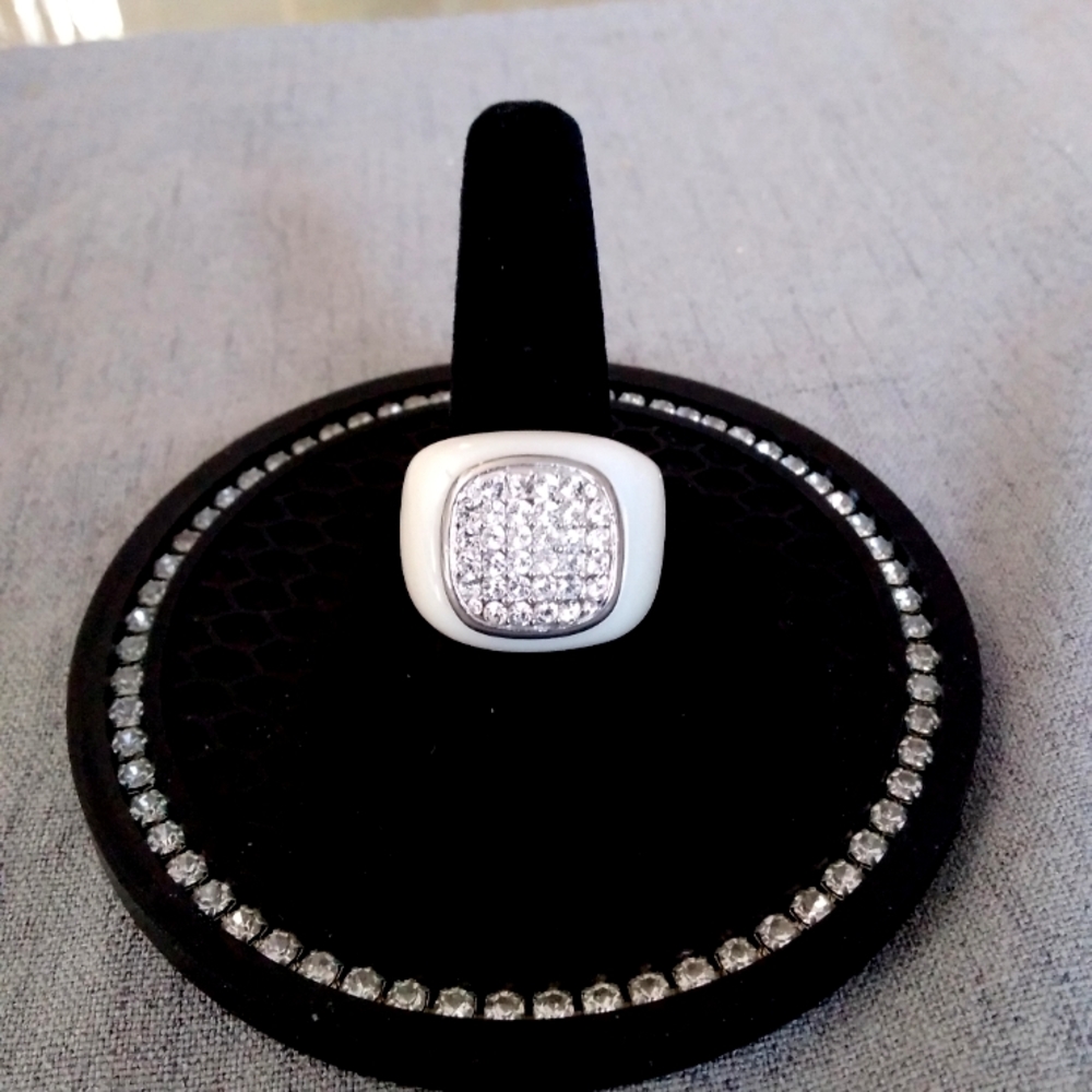Pave Acrylic ring